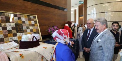 Melikgazi’de kadınların bin bir emekle yaptığı el ürünleri sergisi göz kamaştırdı