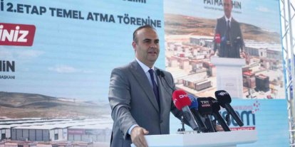 Bakan Kacır: "Türkiye olarak tarih sahnesine eskisinden çok daha kuvvetli ve çok daha iddialı çıkıyoruz"