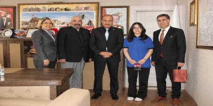 Kars'ta Eğitimde Büyük Gurur, Türkiye Birincisi Miraç Ayşe Altınla Ödüllendirildi