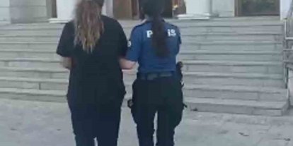 Hatay’da hapis cezası ile aranan 2 kişi tutuklandı