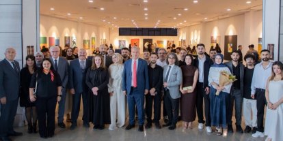 EBYÜ’de mezuniyet sergisi sanatseverlerle buluştu