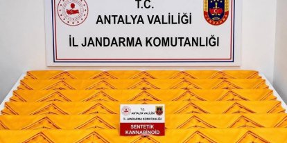 Alanya’da otel odasında 537 bin 600 kullanımlık uyuşturucu madde ele geçirildi