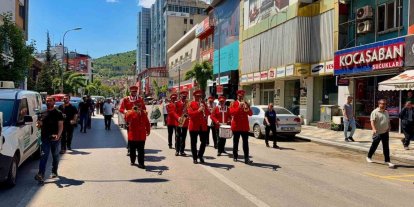 Afyonkarahisar’da çevre için yürüdüler