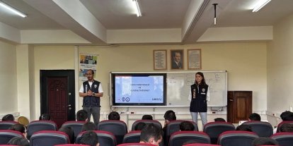 Kars’ta öğrencilere siber güvenlik eğitimi: 100 öğrenci bilinçlendirildi