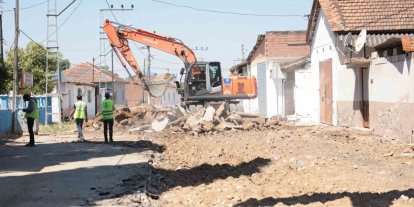 Hacıaliobası’nda yol çalışmaları başladı