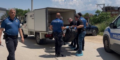 ‘Boşanmak istiyorum’ dedi 10 yaşındaki çocuğunun yanında defalarca bıçaklanarak öldürüldü