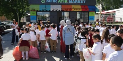 Kütahya’da Çevre Haftası’nda öğrencilerden doğaya destek