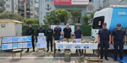 Polis bu kez mavi vatan için temizlik operasyonu yaptı