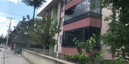 Yaşlı kadın evinde öldürüldü