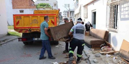 Akdeniz Belediyesinden engelli vatandaşa temizlik desteği