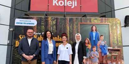 Azra Akın Bahçeşehir Kolejinde