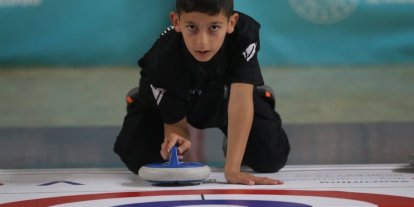 Floor curling Türkiye şampiyonası Sivas’ta devam ediyor