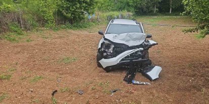 Karşı şeride geçen otomobille tır çarpıştı: 1 yaralı