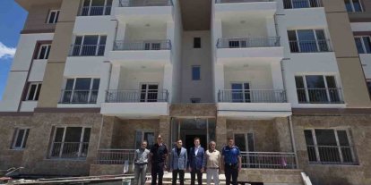 Kaymakam Algın ve Başsavcı Duran, adliye lojmanlarında incelemelerde bulundu