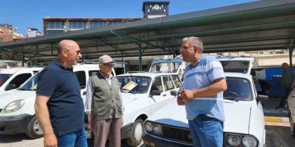 Demirci’nin Oto Pazarı bölgenin ticaret merkezi oldu
