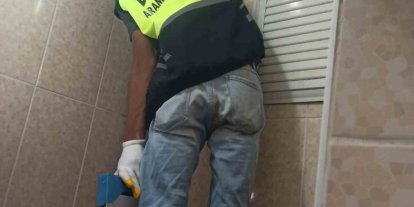 Siirt’te lavabo borusuna sıkışan yavru kedi kurtarıldı