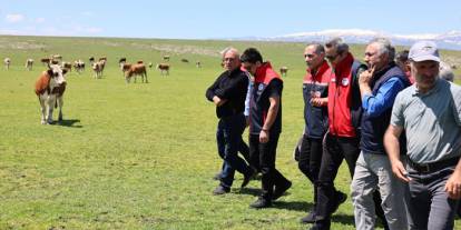 Genel Müdürlük Heyeti Karslı Üreticilerin Taleplerini Yerinde Dinledi