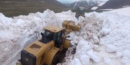 Erzurum’da Haziran ayında karla mücadele çalışması