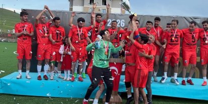 Tekman’da futbol şöleni: 2026 Mustafa Çiftçi sezonu şampiyonu Hürriyetspor oldu