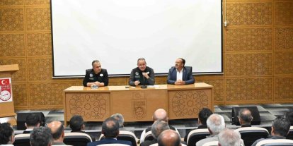 Bayburt’ta DSİ yatırımları muhtarlarla istişare edildi