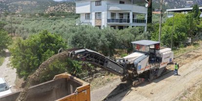Kuyucak’ta mahalleleri birbirine bağlayan yol yenileniyor