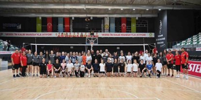 Manisa BBSK’da geleceğin sultanları parkeye çıktı