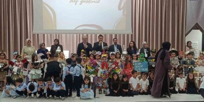 Esenlerli miniklerden geri dönüşüm defilesi