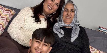 Ünlü yazar Dilek Cesur’un annesi gözyaşları içinde toprağa verildi