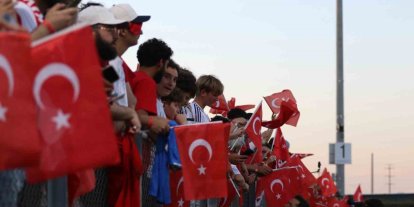 Millilere, Arizona’da yoğun ilgi