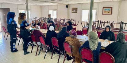 Kars’ta "Emniyetli mahallelerde ilk yardım farkındalığı" projesi vatandaşlarla buluştu