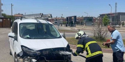 Siirt’te otomobiller çarpıştı