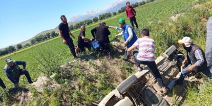 Kahramanmaraş’ta otomobil kanala uçtu: 4 yaralı