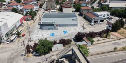 Başiskele’de inşa edilen yeni spor salonu açılış için gün sayıyor
