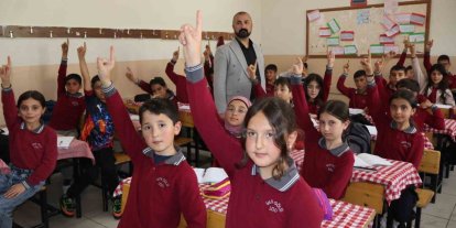 Vanlı öğrenciler matematik olimpiyatlarında dünya şampiyonu oldu