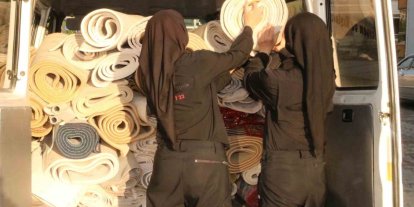 Kadın gücüyle kurulan başarı hikâyesi: Anne ve iki kızı halı yıkama sektöründe örnek oluyor