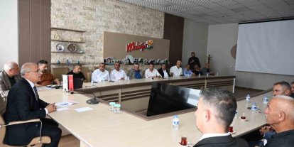 Başkan Er, muhtarların taleplerini dinledi