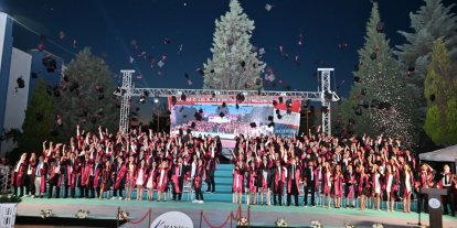 Vali Özkan’dan yeni hekimlere dikkat çeken mesajlar