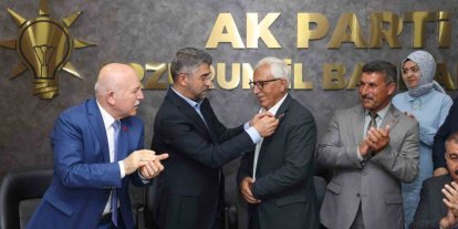 CHP’li meclis üyesi istifa ederek AK Parti’ye geçti