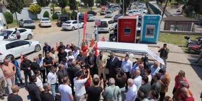 Hastaların 300 metrelik zorlu yoluna İskenderun Belediyesi’nden ring araçlı çözüm