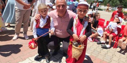 Balıkesir’de miniklerin geri dönüşüm defilesi ilgi gördü
