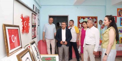 Köşklü öğrenciler eserlerini sergiledi