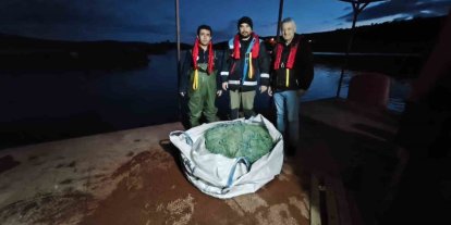 Kastamonu’da baraj gölünde yüzlerce metre hayalet ağ ele geçirildi: 200 kilogram sazan kurtarıldı