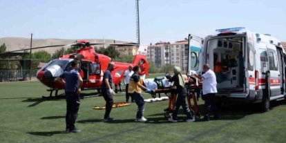84 yaşındaki hasta ambulans helikopterle Malatya’ya getirildi