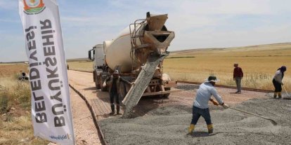 Büyükşehir, 3 ilçeyi beton yolla birbirine bağlıyor