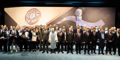 NEÜ’de 6. Akademi Ödülleri Töreni’nde ödüller sahiplerini buldu