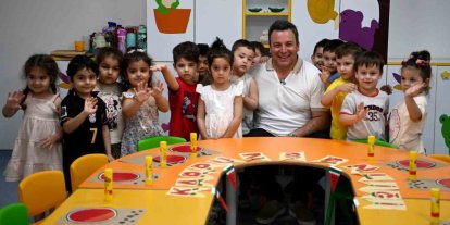 Kuşadası’ndaki Çocuk Gelişim Merkezi ailelerin yükünü hafifletiyor