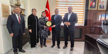 Emekli öğretmenden örnek bağış