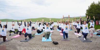 Kars'ta Uluslararası Yoga Günü Kutlandı