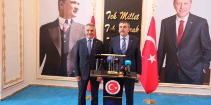 Bakan Tekin: "1 milyon 22 bin 658 öğrenci sınava girecek"