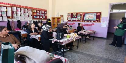 Kars Yeşilay’dan Velilere Yönelik Anlamlı Bağımlılıkla Mücadele Semineri